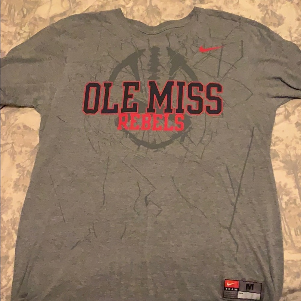 Retro Nike Tee